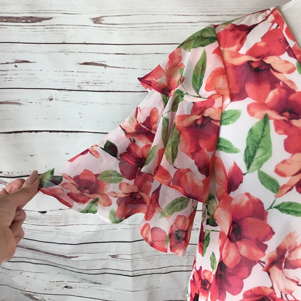 Calvin Klein Floral Shift Dress W/Ruffle Sleeves‎
